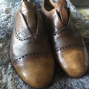 Eleventy Unlined Soft Stretch Cap Toe 9M 42